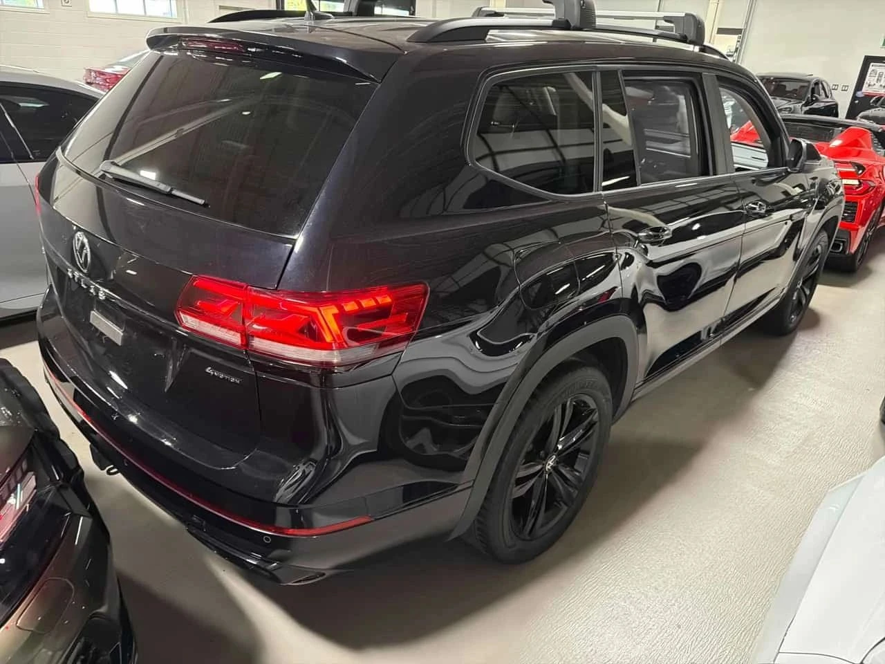 VW Atlas, снимка 2 - Автомобили и джипове - 56737905