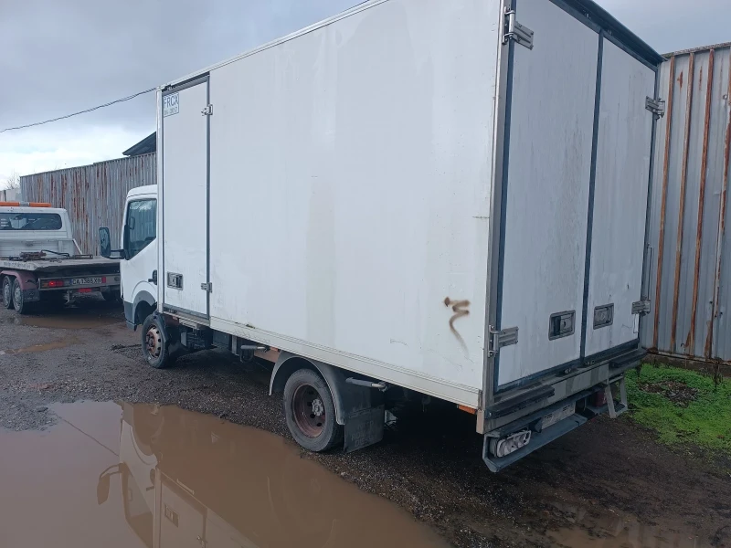 Nissan Capstar 3.0 D Автоматик Хладилен , снимка 3 - Бусове и автобуси - 52731609