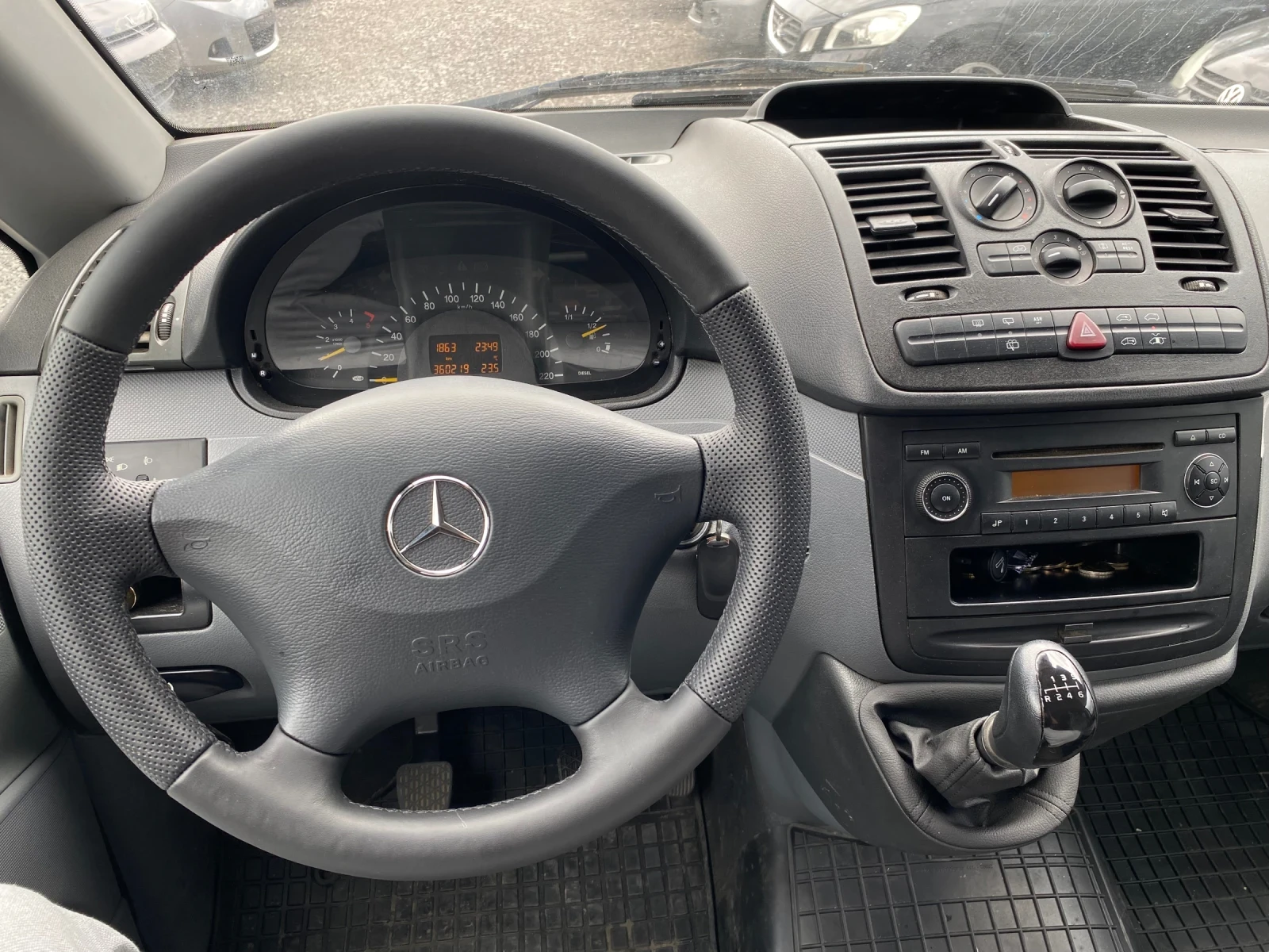 Mercedes-Benz Vito 2.2-111 CDI , снимка 10 - Бусове и автобуси - 54265895