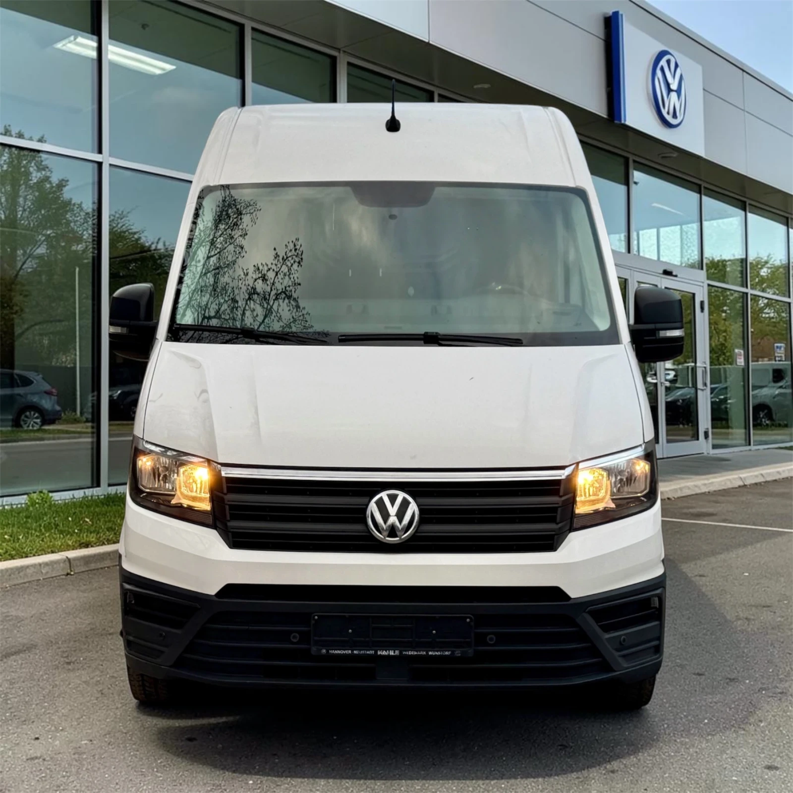 VW Crafter 2.0TDI LONG KLIMATIC 170PS , снимка 3 - Бусове и автобуси - 54680616