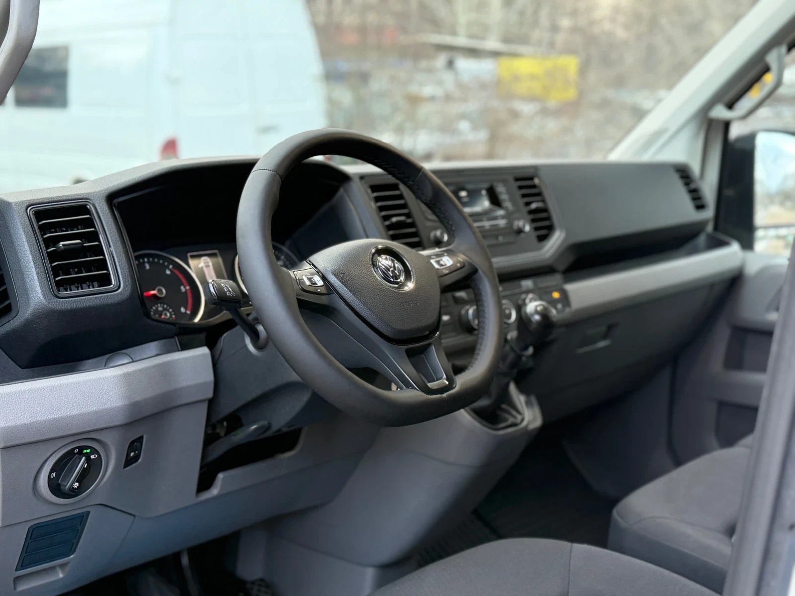 VW Crafter 2.0TDI LONG KLIMATIC 170PS , снимка 7 - Бусове и автобуси - 54680616