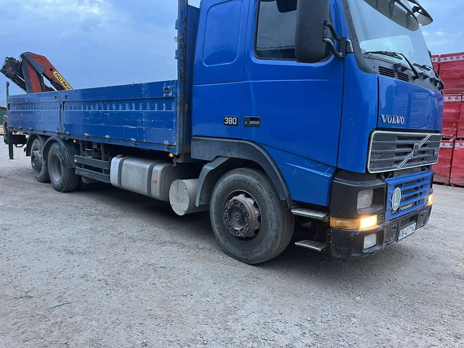 Volvo Fh 12 Бордови Кран, снимка 5 - Камиони - 56057183