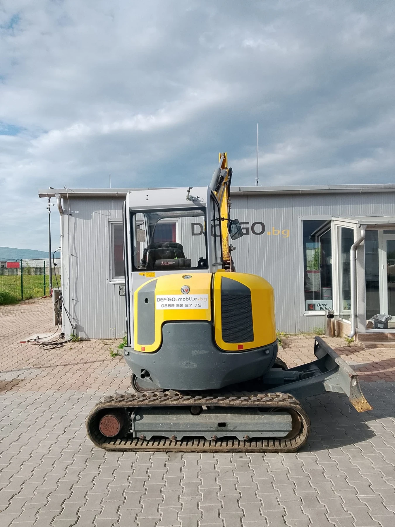 Багер Wacker EZ38 НАЛИЧЕН, снимка 3 - Индустриална техника - 54448556