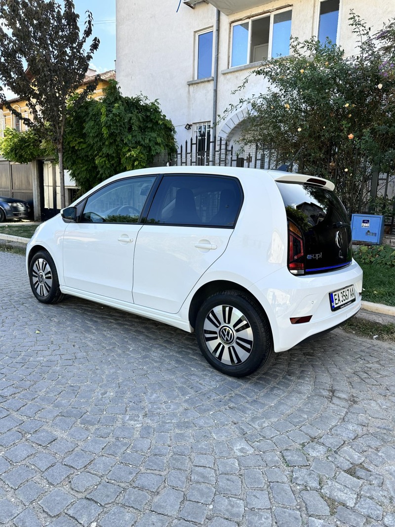 VW Up, снимка 4 - Автомобили и джипове - 46229562