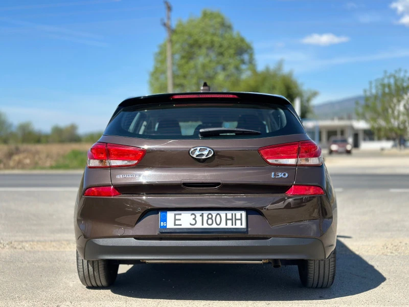 Hyundai I30 Automatic, снимка 6 - Автомобили и джипове - 44884468