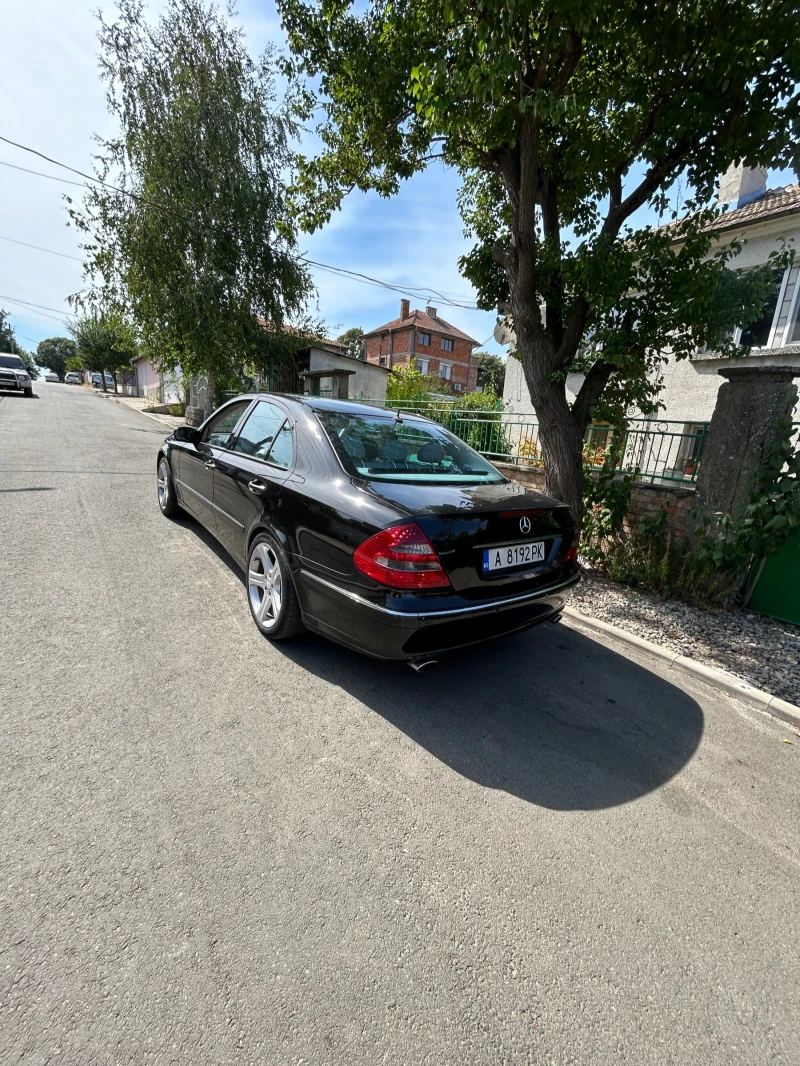 Mercedes-Benz E 320 3.2 CDI, снимка 11 - Автомобили и джипове - 47818014