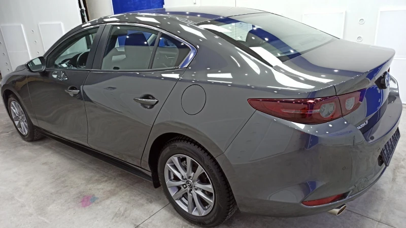 Mazda 3 Skyactive G 2.0 Hybrid, снимка 3 - Автомобили и джипове - 49510759