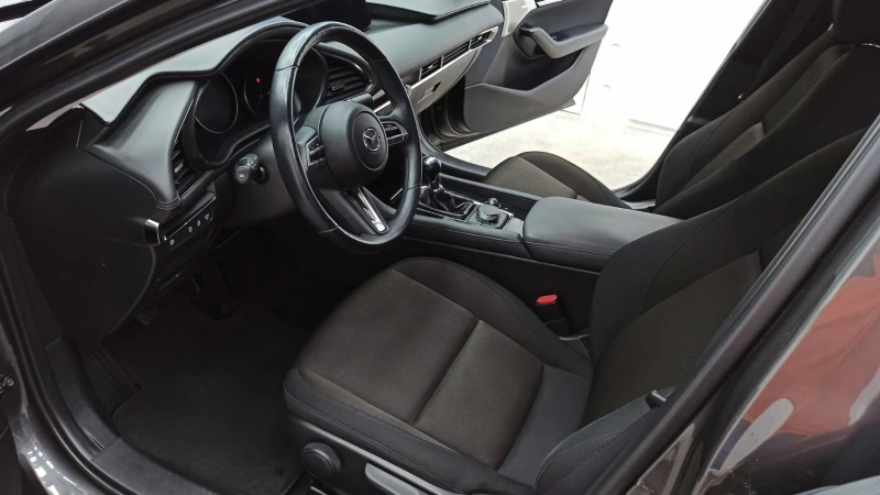 Mazda 3 Skyactive G 2.0 Hybrid, снимка 7 - Автомобили и джипове - 49510759