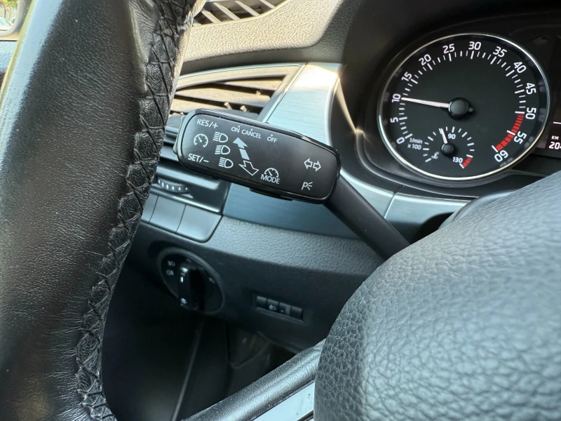 Skoda Fabia ГАРАНЦИЯ/1.4d 90 к.с. от България, снимка 15 - Автомобили и джипове - 50951014