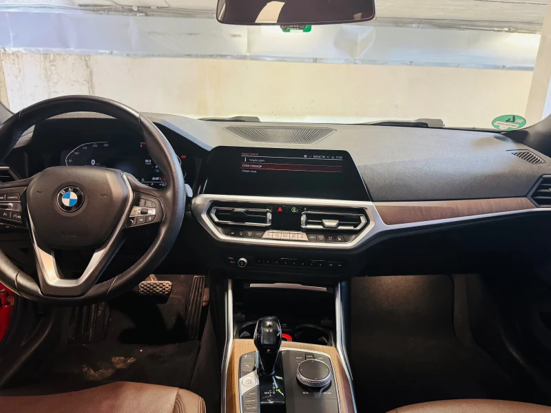 BMW 320, снимка 9 - Автомобили и джипове - 52427111