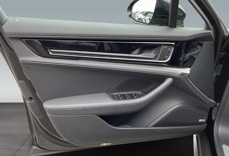 Porsche Panamera 4S E-HYBRID/FACELIFT/SPORT CHRONO/BOSE/MATRIX/LIFT, снимка 7 - Автомобили и джипове - 52153620