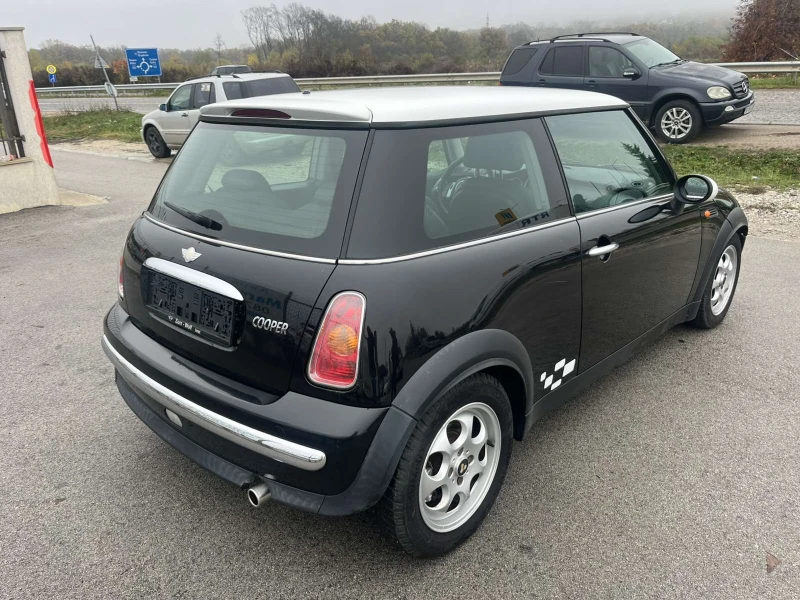 Mini One 1.6i 116кс КЛИМАТРОНИК , снимка 4 - Автомобили и джипове - 52369849