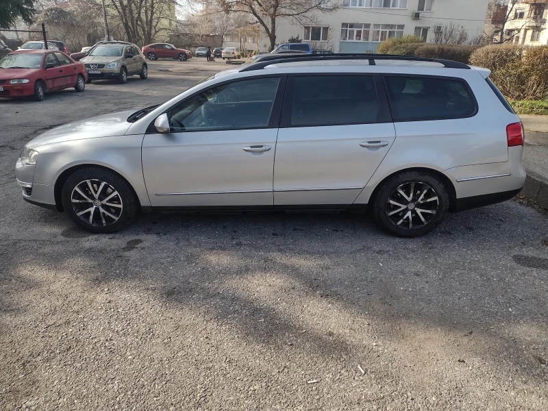 VW Passat, снимка 5 - Автомобили и джипове - 52847863