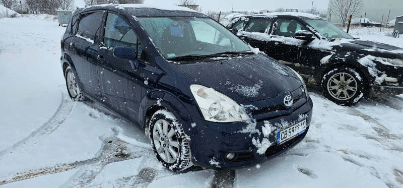 Toyota Corolla verso, снимка 3 - Автомобили и джипове - 53579218