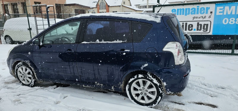 Toyota Corolla verso, снимка 8 - Автомобили и джипове - 53579218