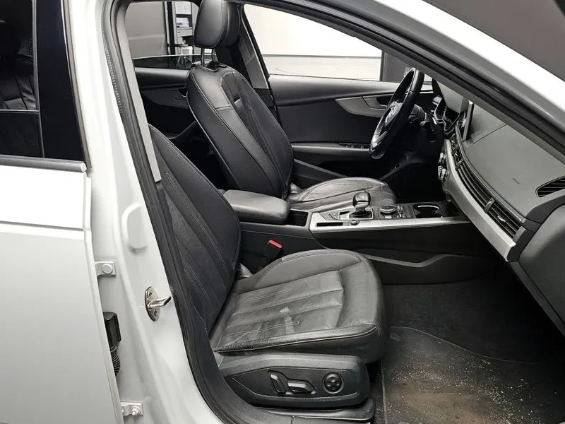 Audi A4 2.0 TDI, снимка 10 - Автомобили и джипове - 53886205