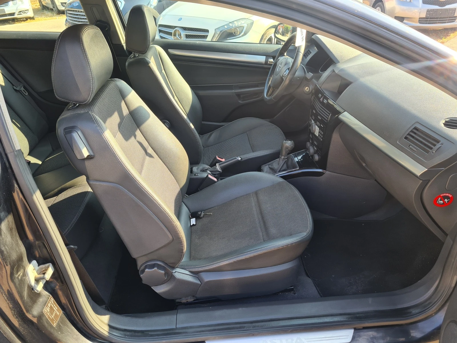 Opel Astra 1.7D/ GTC/ 101KC | Mobile.bg — изображение 13