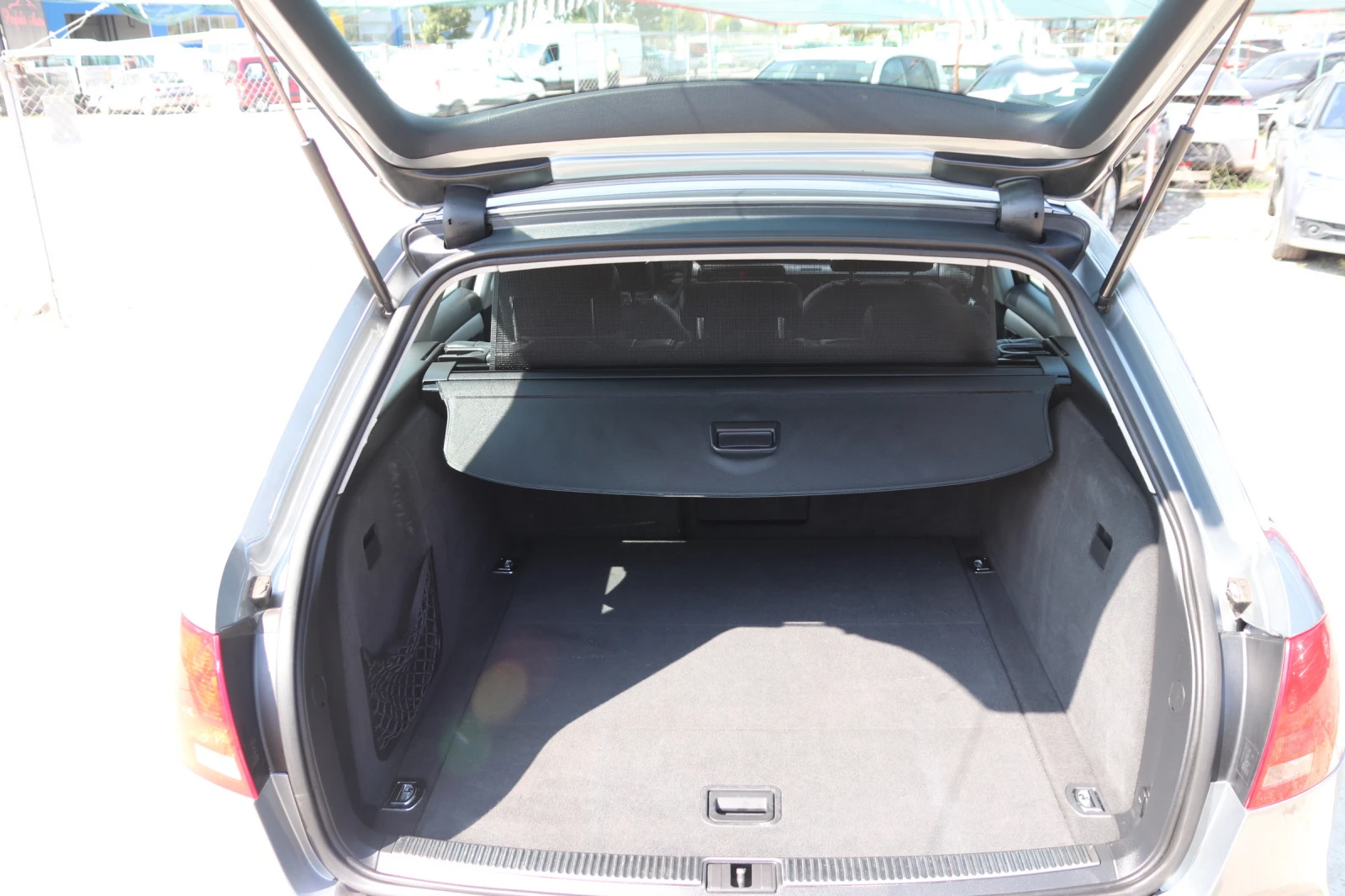 Audi A4 2.0 Т 200 к.с бензин Quattro Automat  | Mobile.bg — изображение 14