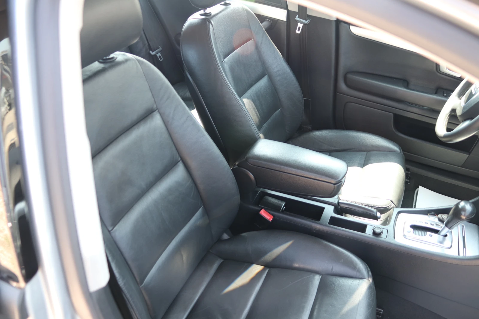 Audi A4 2.0 Т 200 к.с бензин Quattro Automat  | Mobile.bg — изображение 13