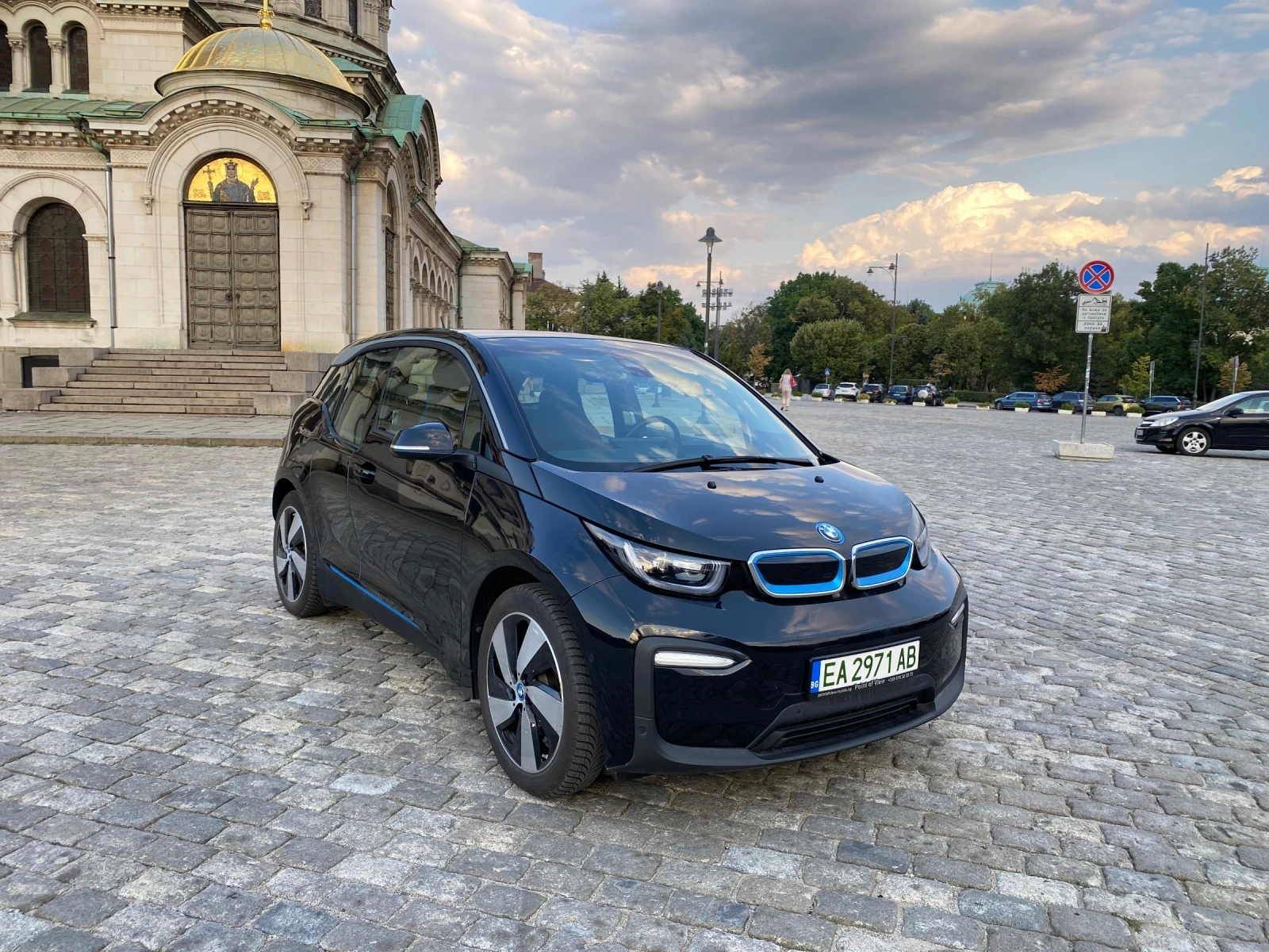 BMW i3 120AH* Гаранция* Термопомпа* LED* NAVI* Camera - изображение 2