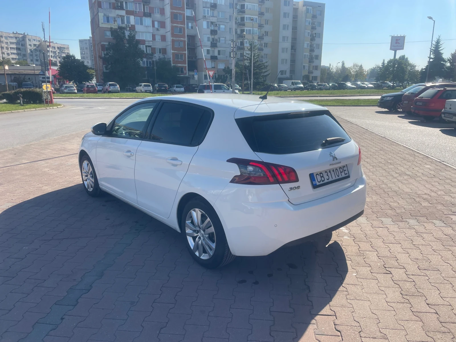 Peugeot 308 РЕГИСТРИРАН - изображение 6