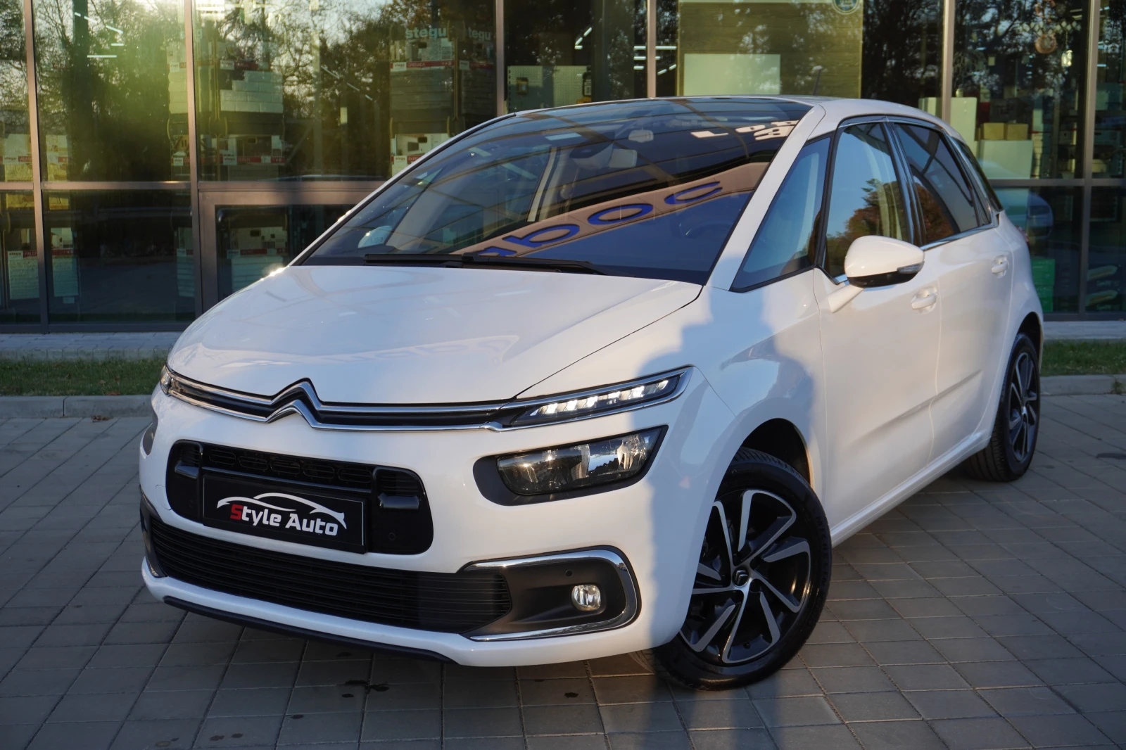 Citroen C4 Picasso 1.5HDI SPACETOURIER/APPLE CARPLAY/CAMERA/LED/FULL! - [1] 