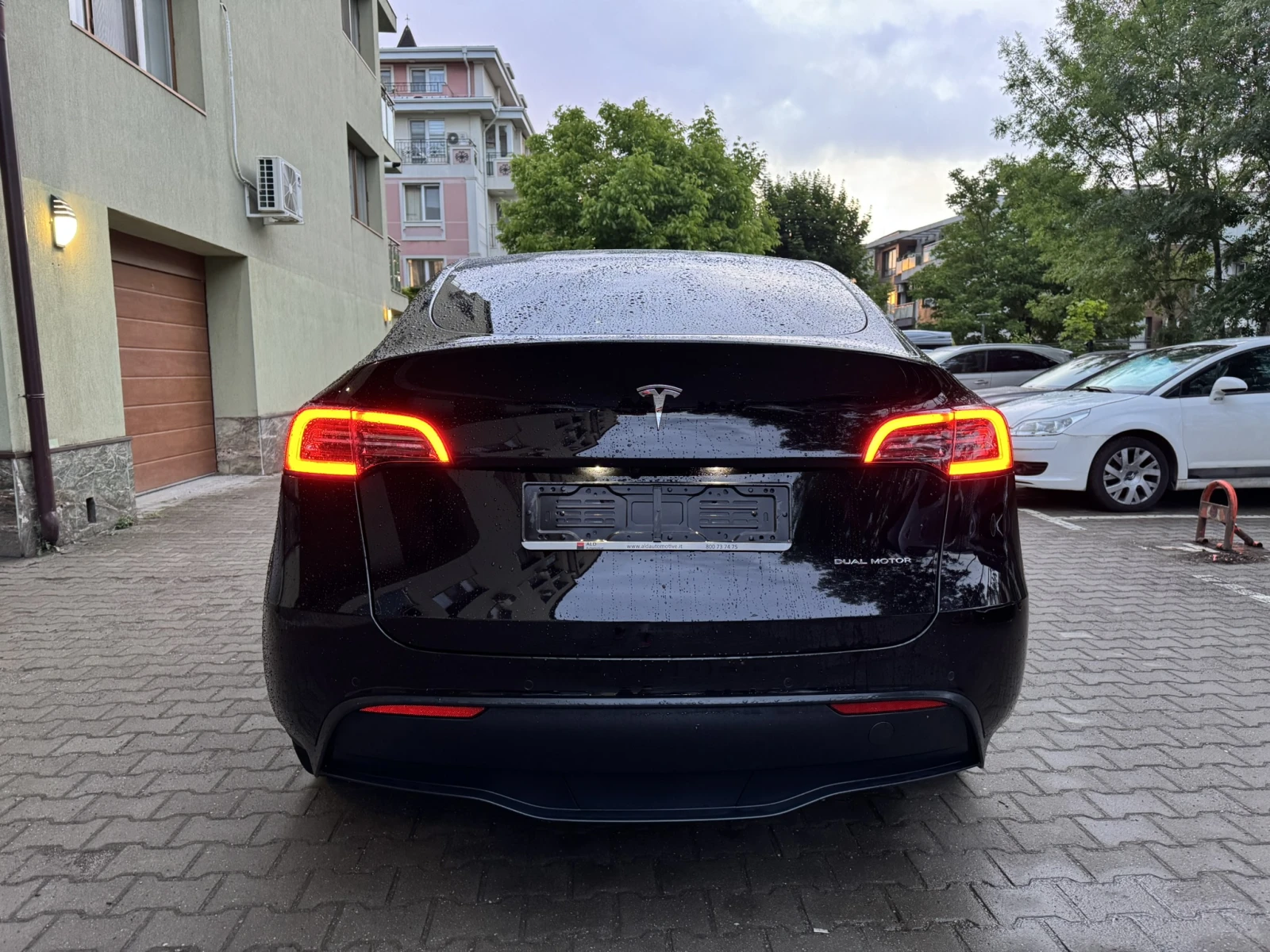 Tesla Model Y DUAL MOTOR LONG RANGE 2022 - изображение 3
