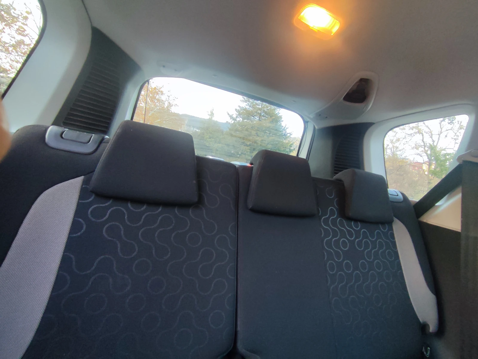 Citroen C3 Picasso HDI - изображение 7