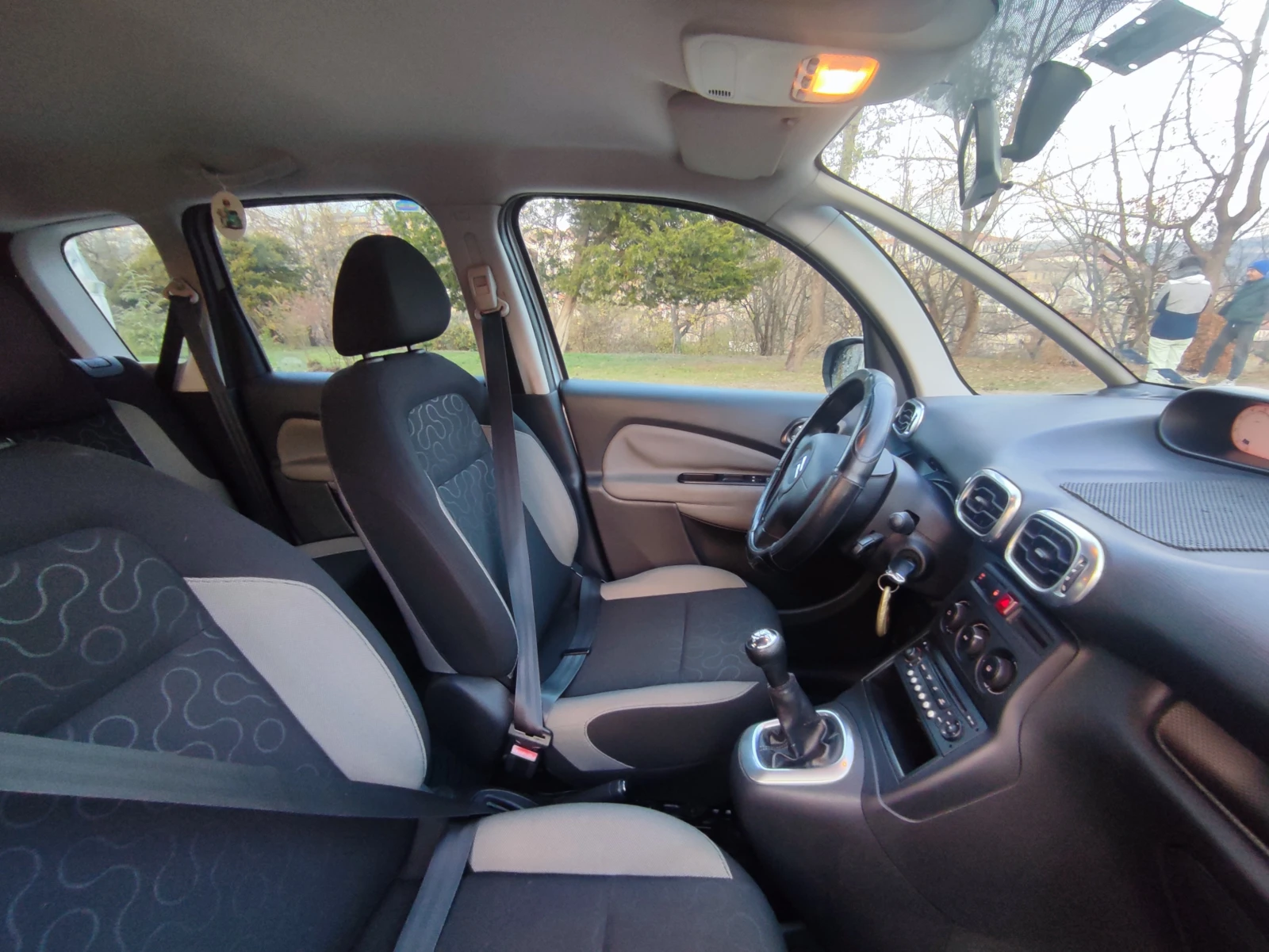 Citroen C3 Picasso HDI - изображение 5