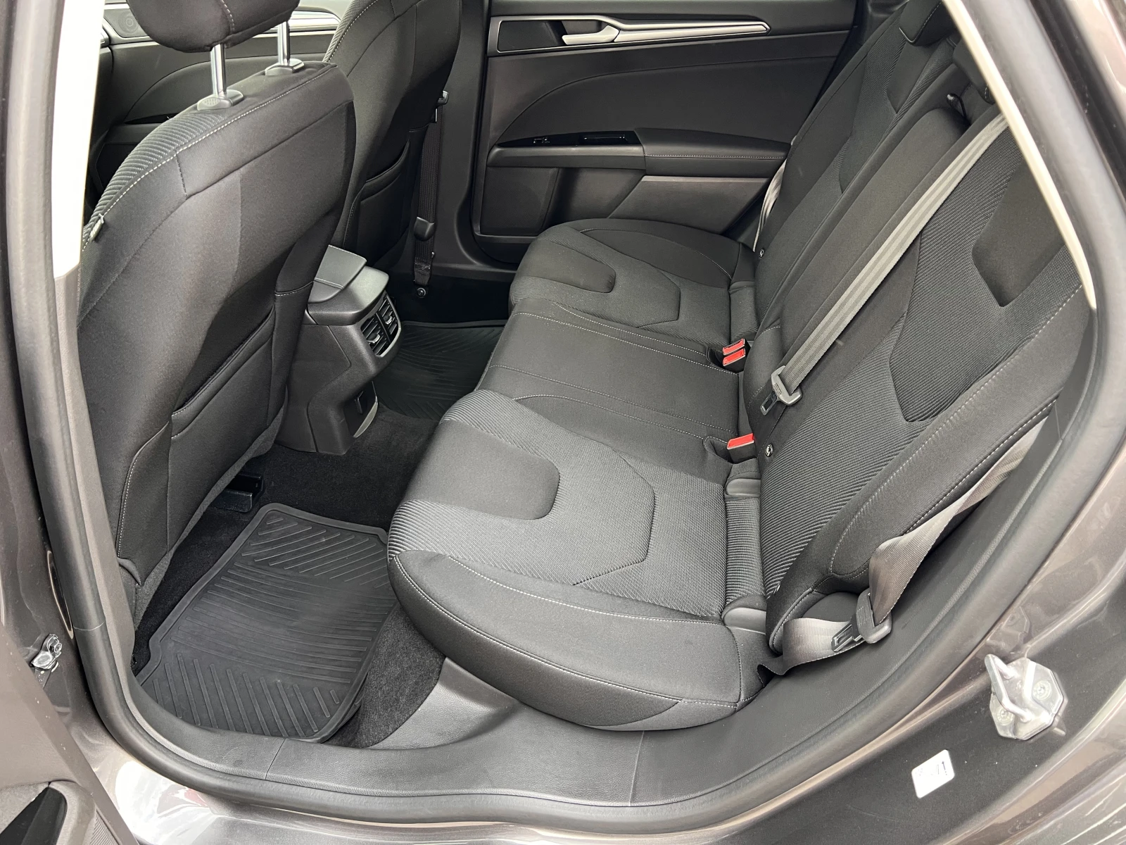 Ford Mondeo TITANIUM/1.5EcoBoost/160К.С./6АТ - изображение 10