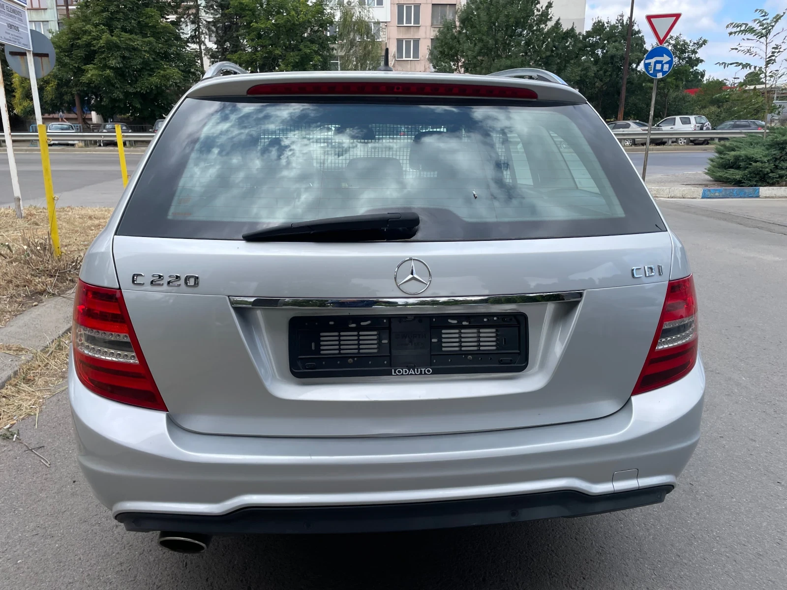 Mercedes-Benz C 220 CDI AVANGARDE AMG - изображение 5