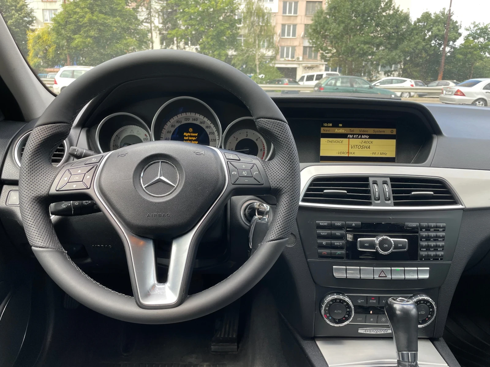 Mercedes-Benz C 220 CDI AVANGARDE AMG - изображение 8