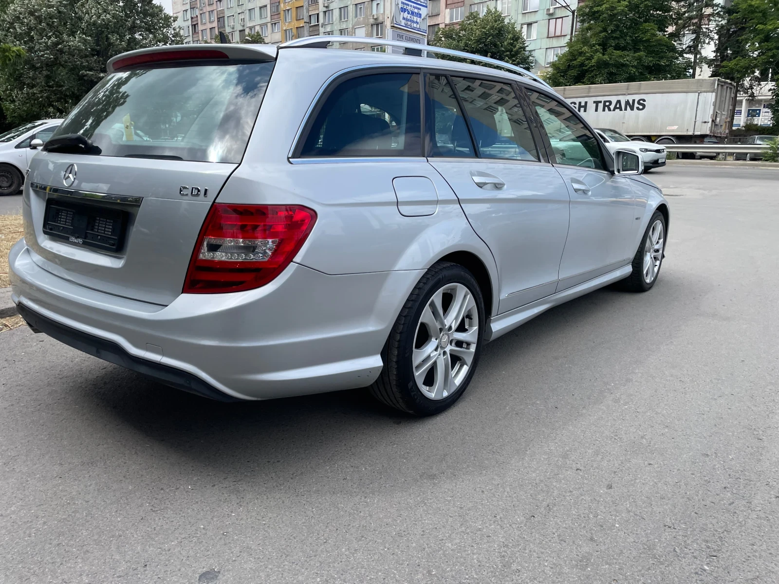Mercedes-Benz C 220 CDI AVANGARDE AMG - изображение 6