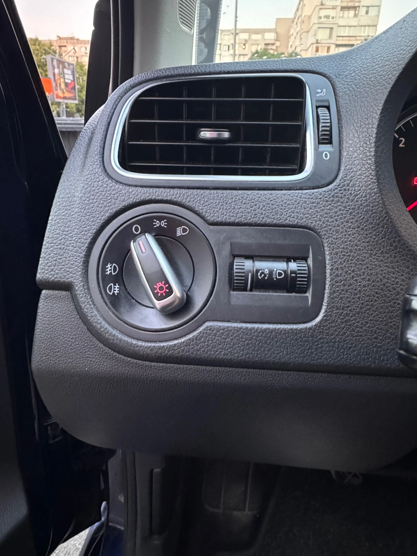 VW Polo  - изображение 9