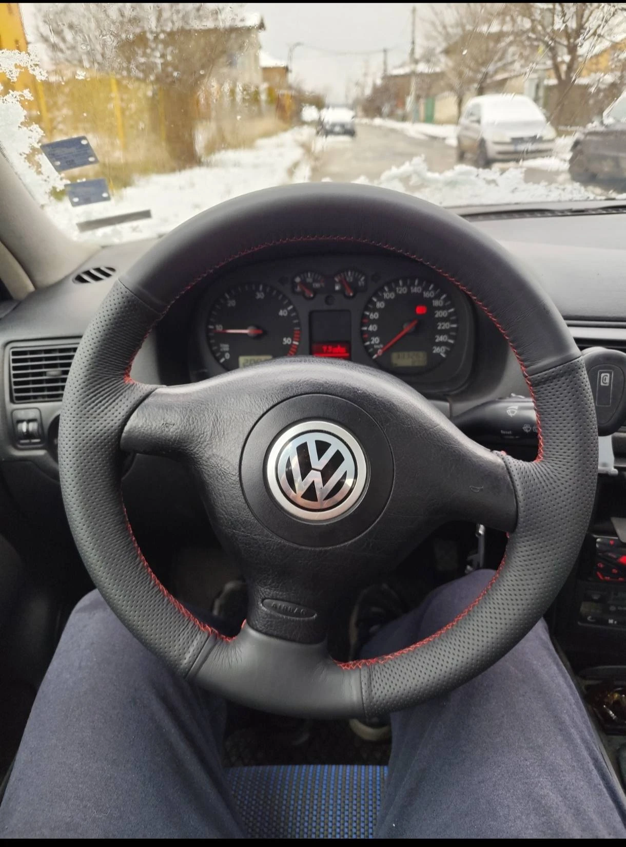VW Golf  - изображение 8