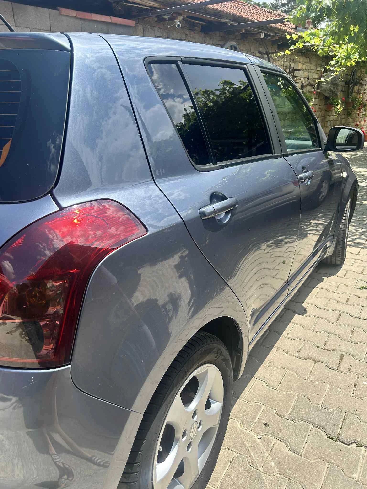 Suzuki Swift  - изображение 5