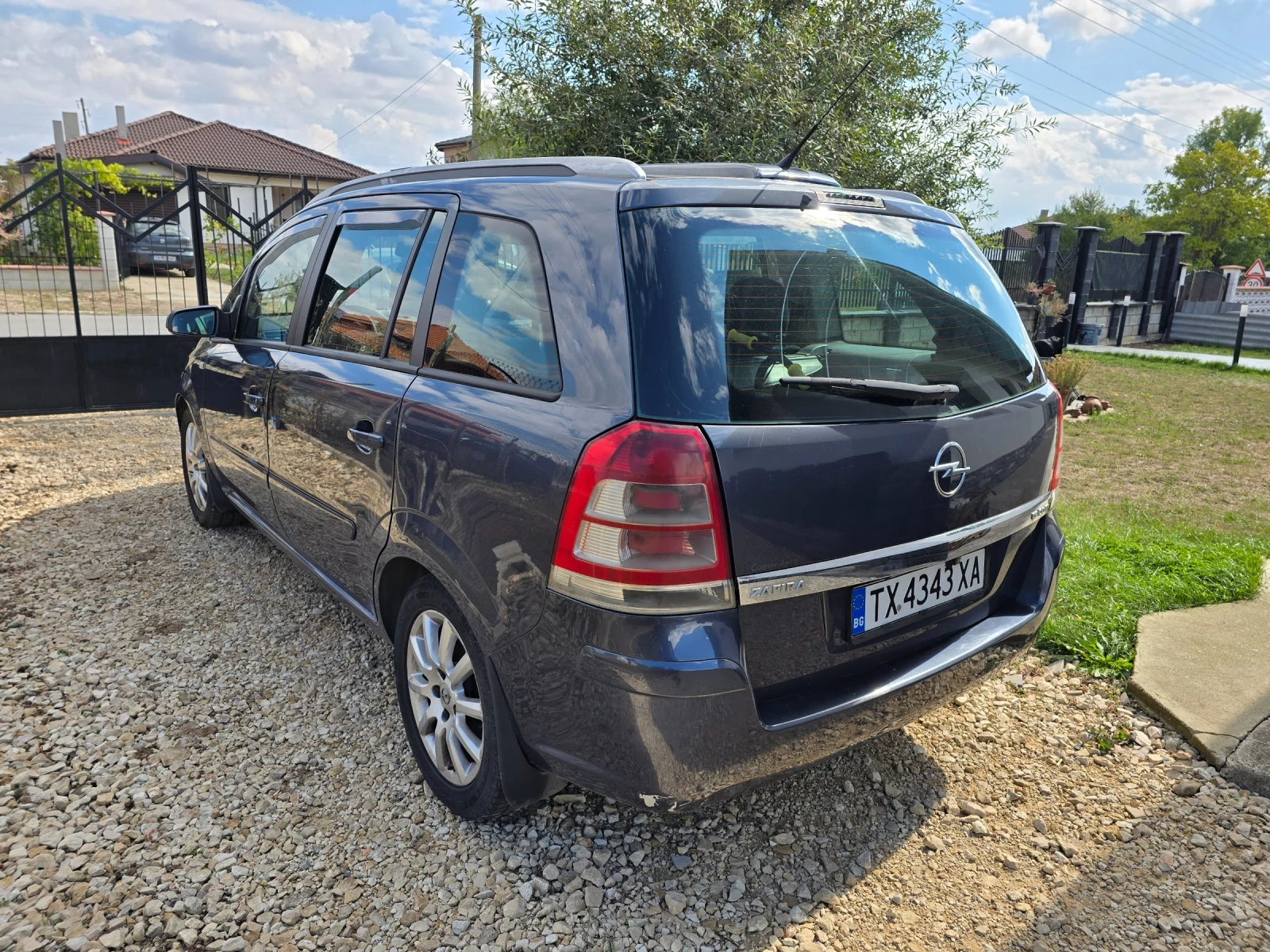 Opel Zafira  - изображение 5
