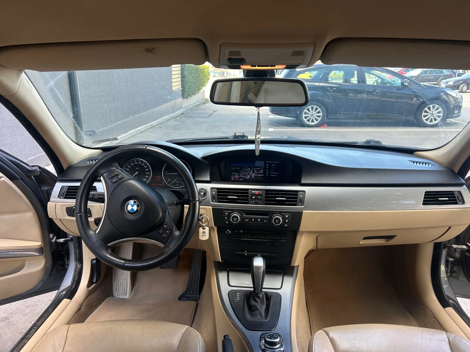 BMW 320  - изображение 8