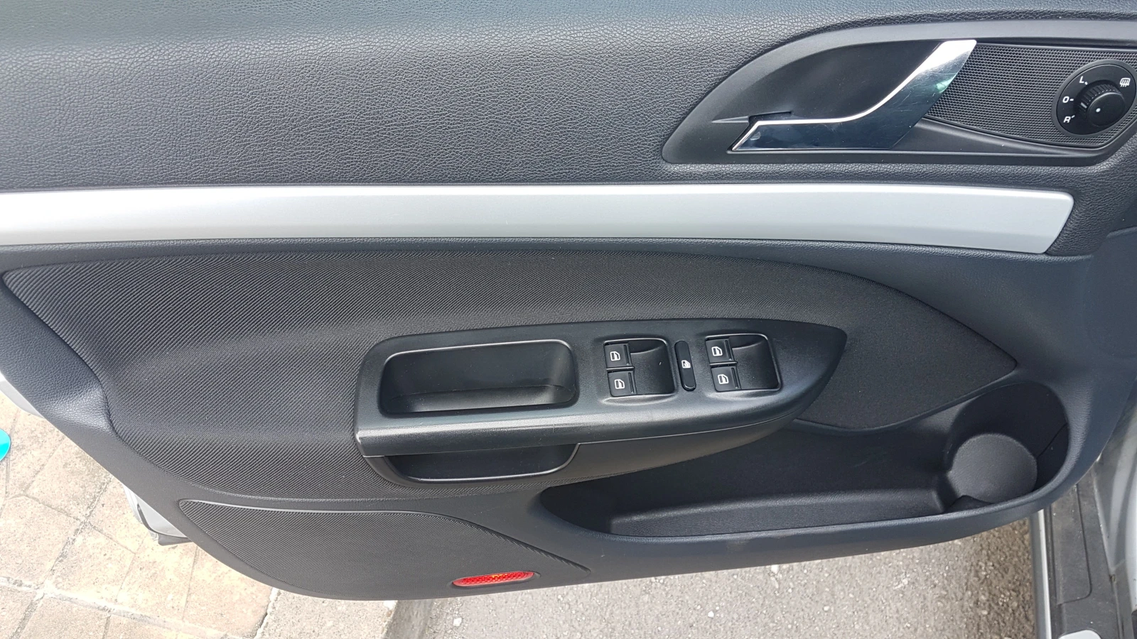 Skoda Octavia SCOUT 2 .0 TDI 4×4, снимка 12 - Автомобили и джипове - 52801939