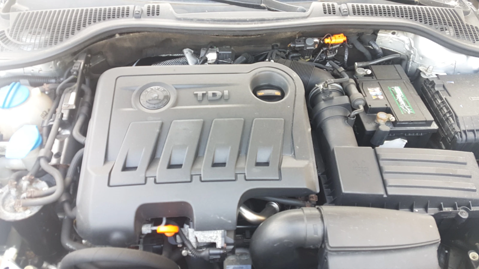 Skoda Octavia SCOUT 2 .0 TDI 4×4, снимка 9 - Автомобили и джипове - 52801939