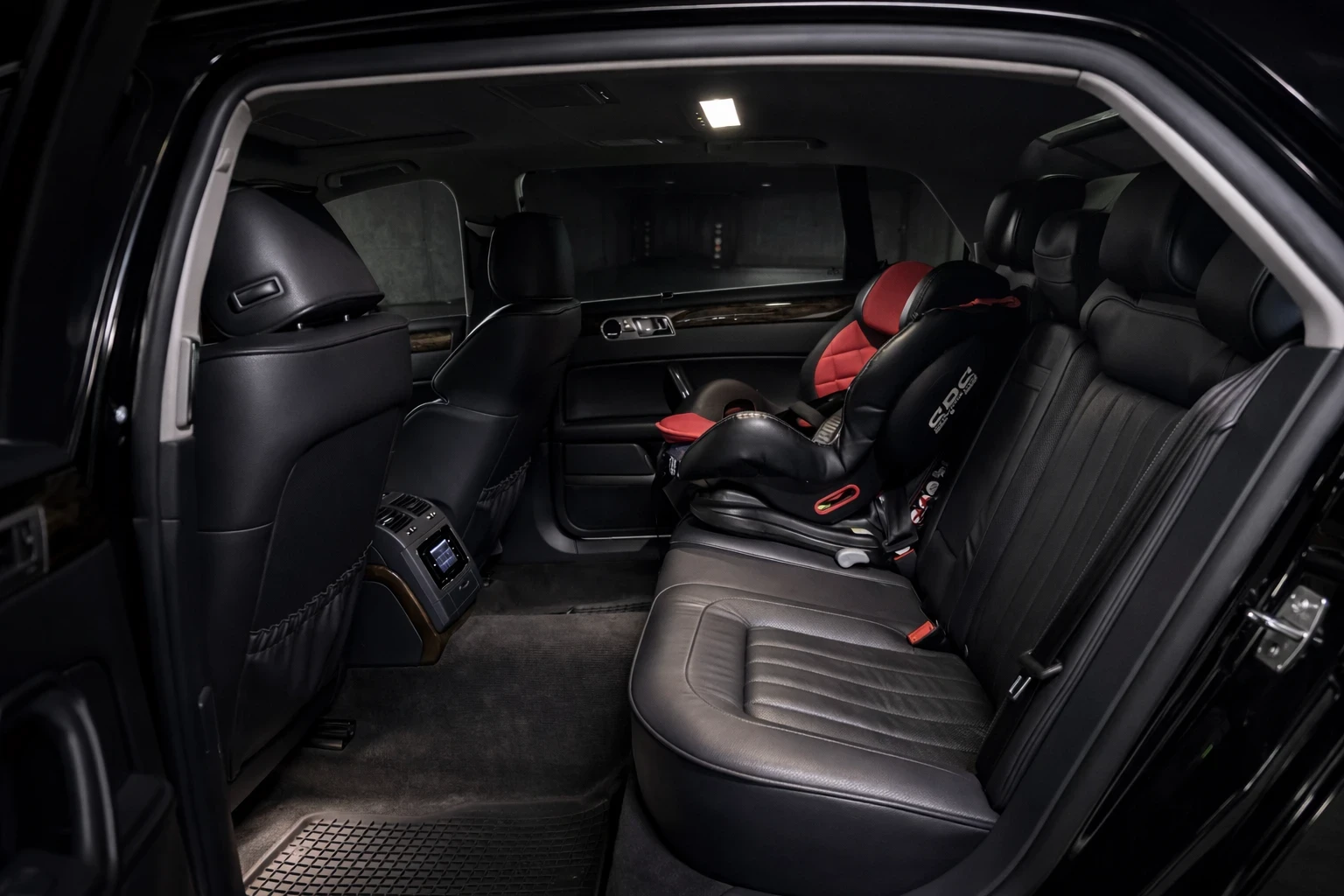 VW Phaeton LONG - изображение 5