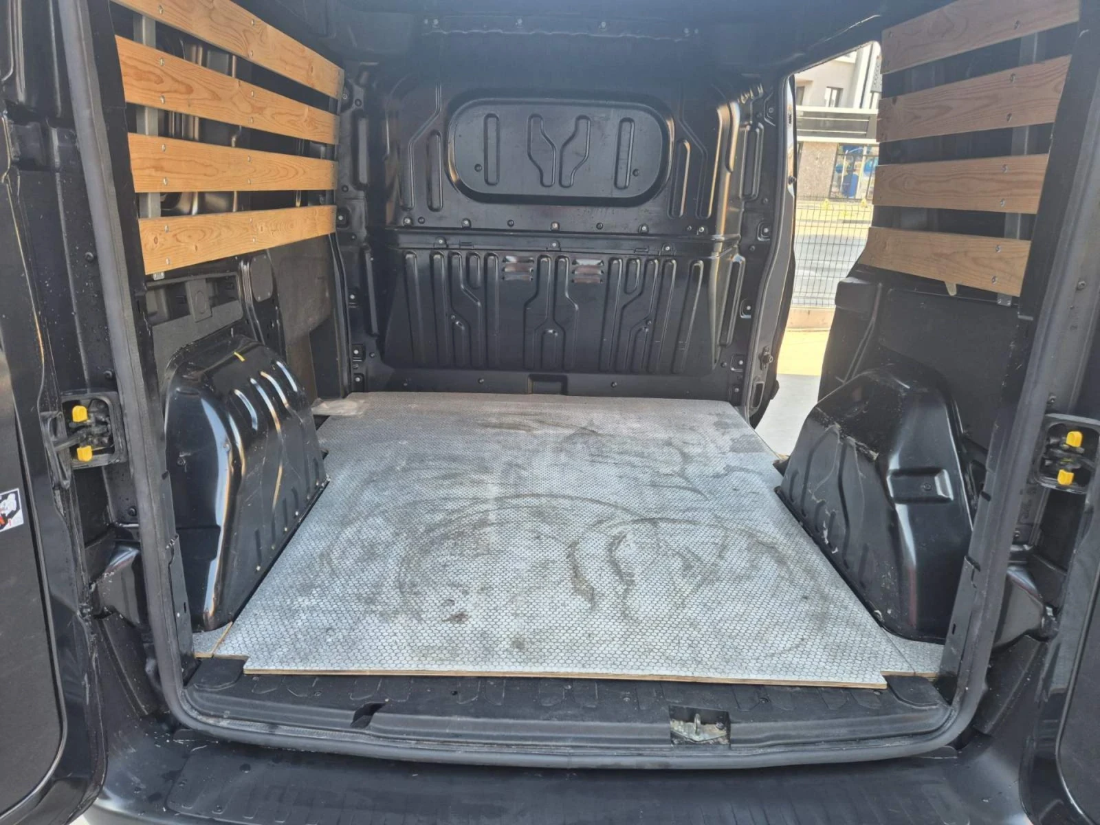 Opel Combo, снимка 14 - Автомобили и джипове - 53806454