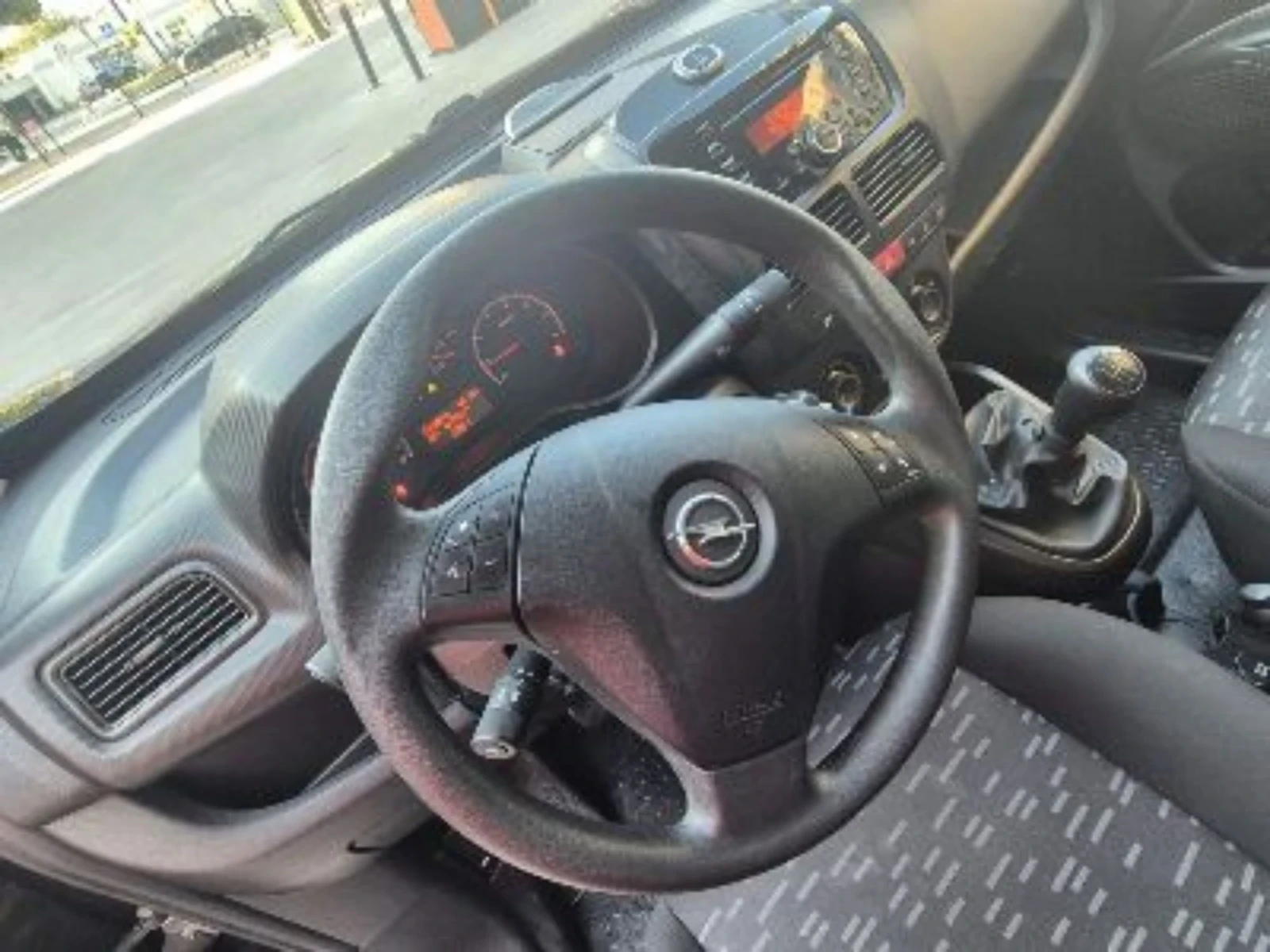 Opel Combo, снимка 9 - Автомобили и джипове - 53806454