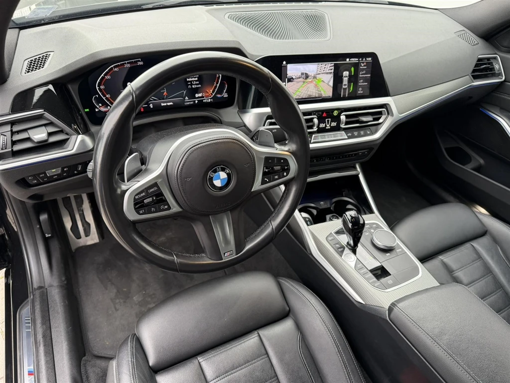 BMW 320 xDrive, снимка 6 - Автомобили и джипове - 54030728