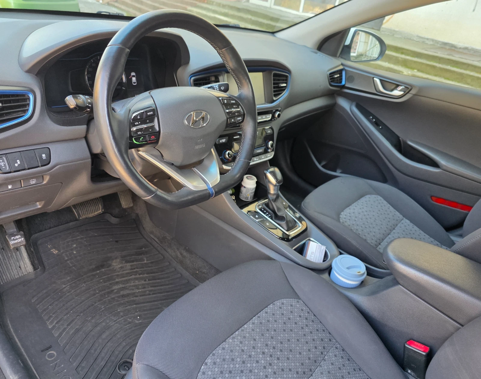 Hyundai Ioniq, снимка 14 - Автомобили и джипове - 54098496