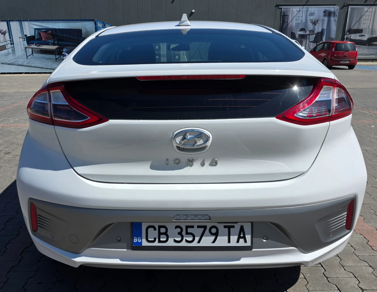 Hyundai Ioniq, снимка 4 - Автомобили и джипове - 54098496