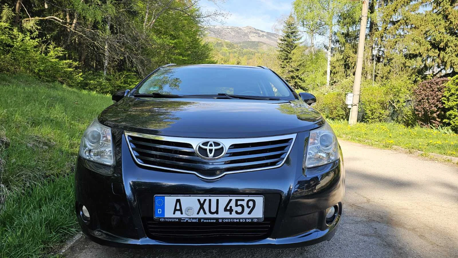 Toyota Avensis 1.8, снимка 10 - Автомобили и джипове - 54438664