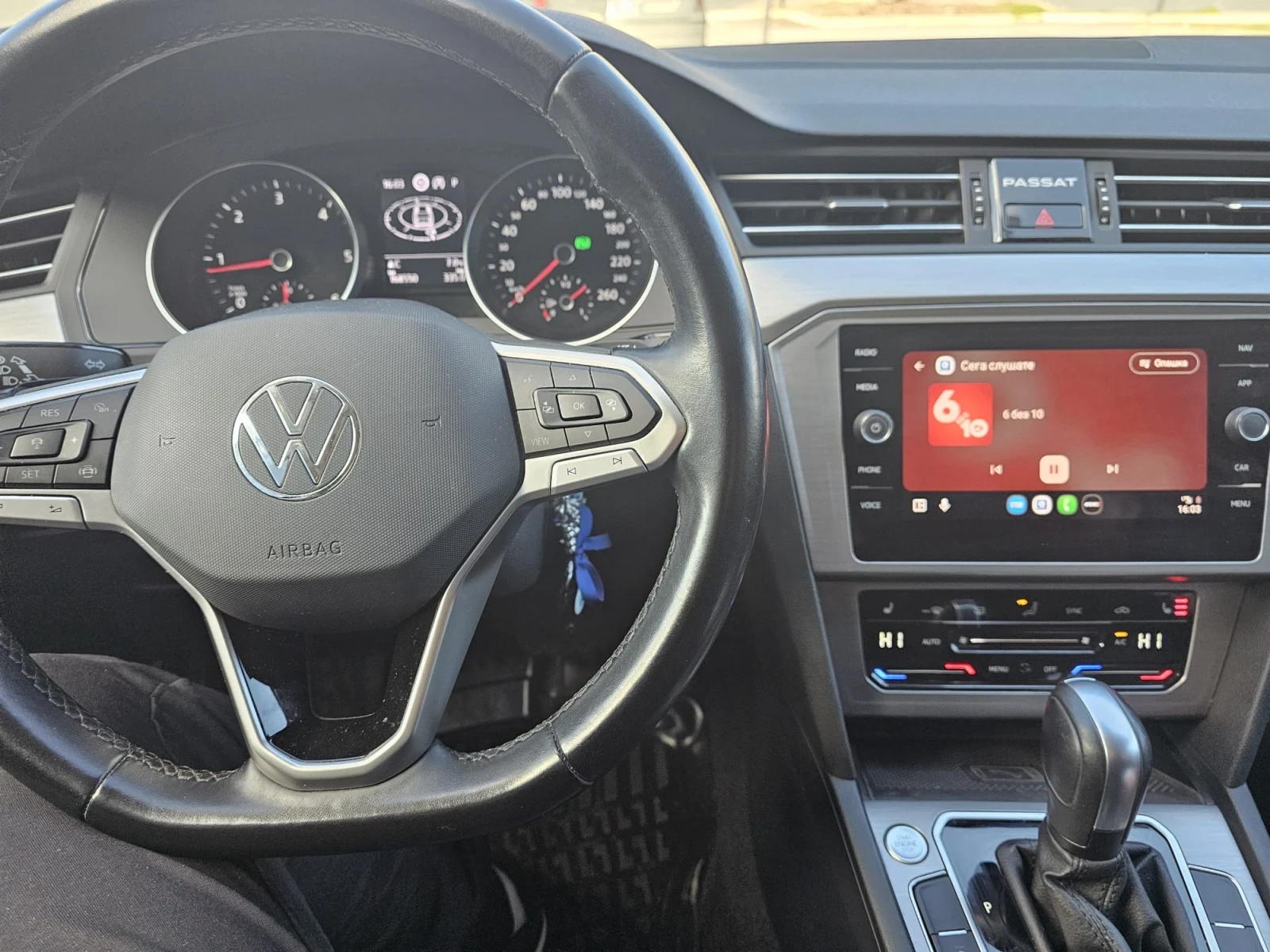 VW Passat 2.0TDI DSG business klass, снимка 7 - Автомобили и джипове - 54451785
