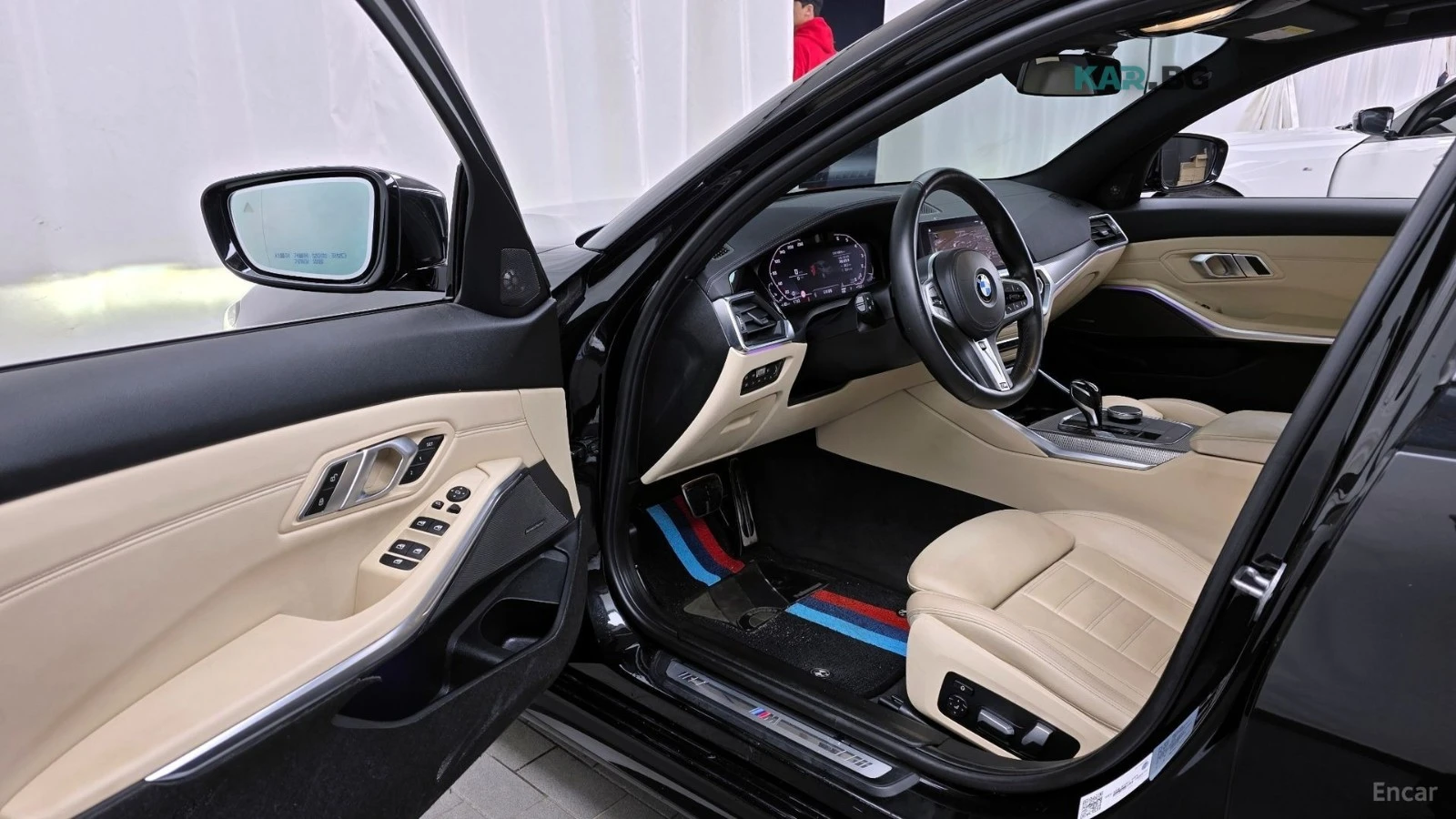BMW 330 M SPORT* КОЖА* ПОДГРЕВ* HEADUP* 360* PANO, снимка 10 - Автомобили и джипове - 54973015