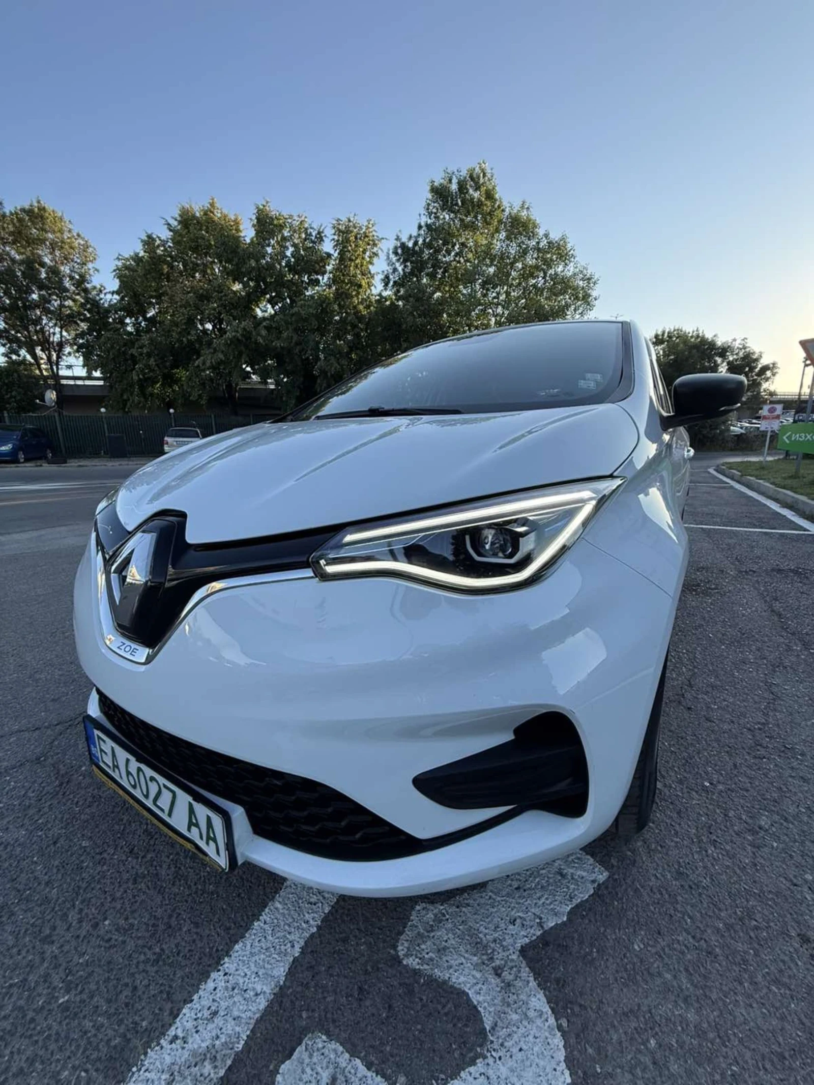 Renault Zoe 52kWh 81000км ТОП, снимка 2 - Автомобили и джипове - 55270549